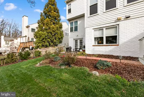 Exterior - 7736 White Willow Ct, Springfield, VA 22153 photo 13 of 25