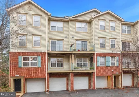 11824 Breton Ct #24A, Reston, VA 20191