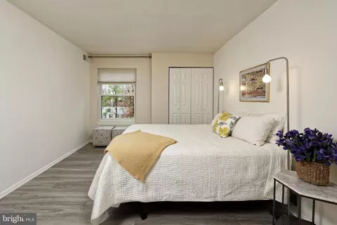 Bedroom - 7680 Tremayne Pl #308, Mclean, VA 22102 photo 2 of 3