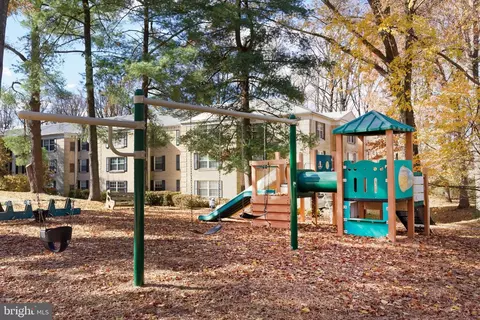Exterior - 7680 Tremayne Pl #308, Mclean, VA 22102 photo 3 of 4