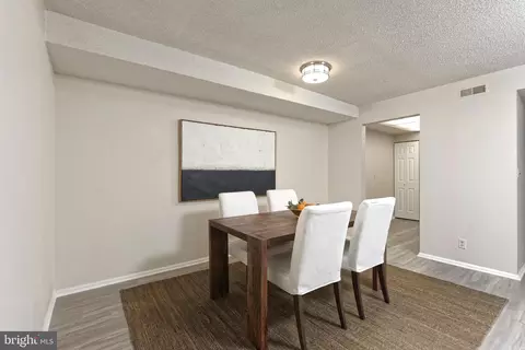 Dining - 7680 Tremayne Pl #308, Mclean, VA 22102 photo 1 of 2