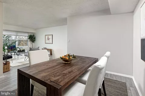 Dining - 7680 Tremayne Pl #308, Mclean, VA 22102 photo 2 of 2