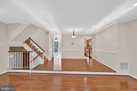 7701 Solomon Seal Dr, Springfield, VA 22152 photo 37