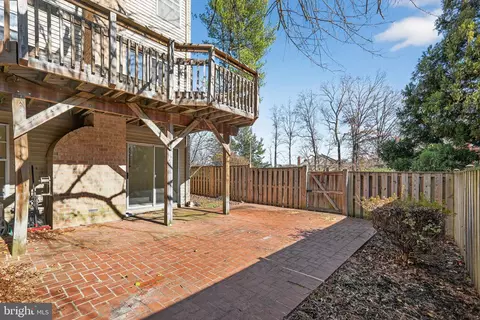 7701 Solomon Seal Dr, Springfield, VA 22152 photo 39