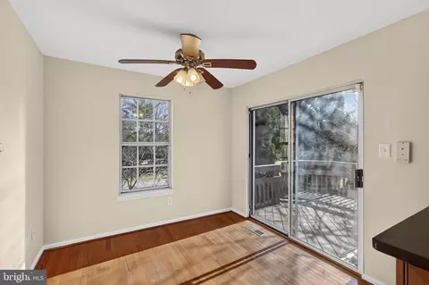 7701 Solomon Seal Dr, Springfield, VA 22152 photo 29