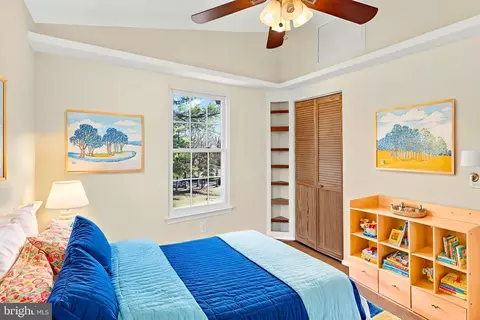 7701 Solomon Seal Dr, Springfield, VA 22152 photo 8