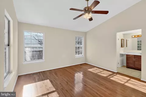 7701 Solomon Seal Dr, Springfield, VA 22152 photo 16