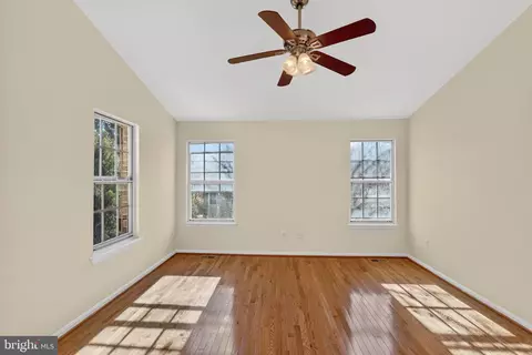 7701 Solomon Seal Dr, Springfield, VA 22152 photo 20