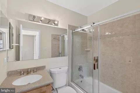 7701 Solomon Seal Dr, Springfield, VA 22152 photo 21