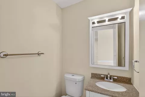 7701 Solomon Seal Dr, Springfield, VA 22152 photo 23