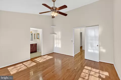 7701 Solomon Seal Dr, Springfield, VA 22152 photo 18