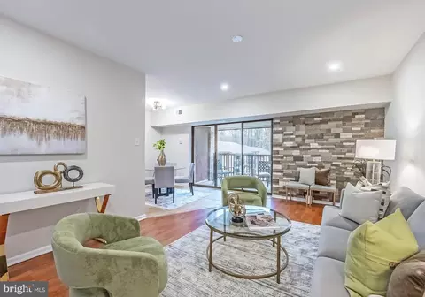11657 Stoneview Sq #97/22C, Reston, VA 20191
