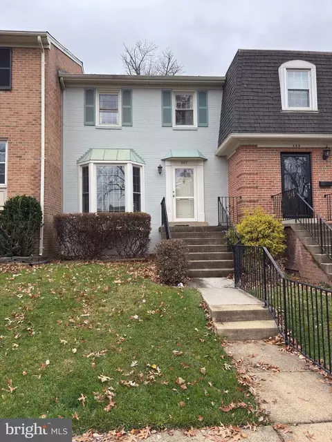 407 Mill St SE, Vienna, VA 22180