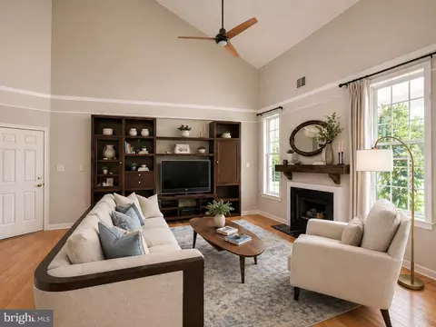 1334 Garden Wall Cir #"E", Reston, VA 20194