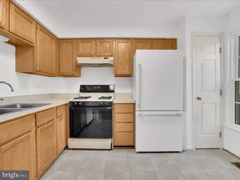 Kitchen - 6358 Racetec Pl, Springfield, VA 22150 photo 1 of 3