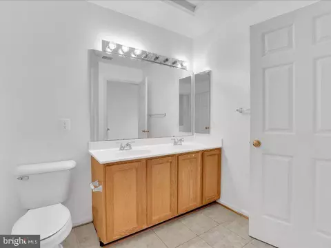 Bath - 6358 Racetec Pl, Springfield, VA 22150 photo 6 of 6
