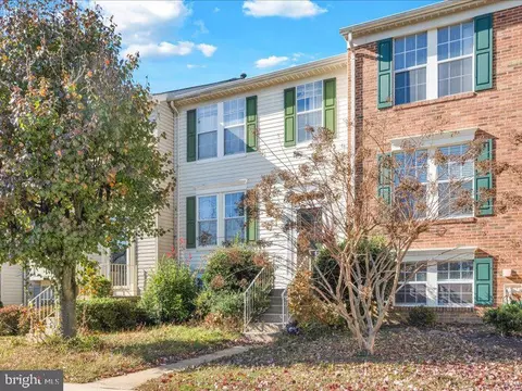6358 Racetec Pl, Springfield, VA 22150