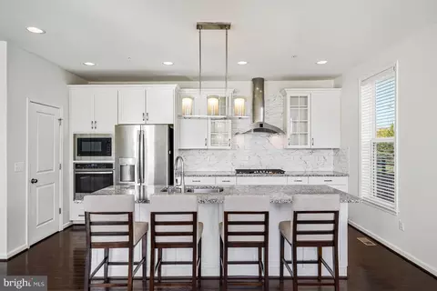 Kitchen - 14580 Lakestone Dr, Chantilly, VA 20151 photo 1 of 2