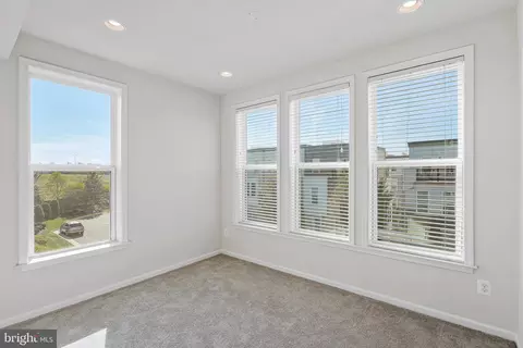 Other - 14580 Lakestone Dr, Chantilly, VA 20151 photo 3 of 6