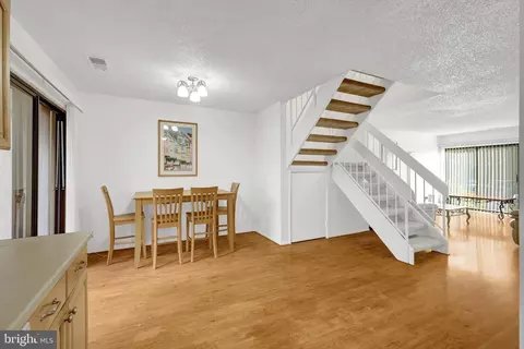 Dining - 2142 Cartwright Pl, Reston, VA 20191 photo 1 of 1