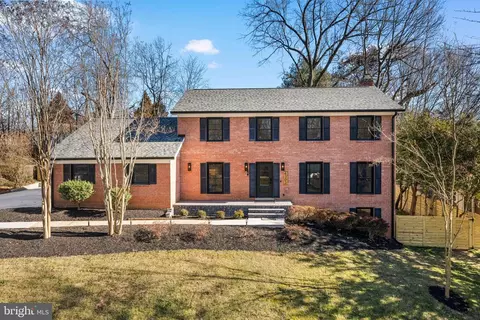 4303 Wynnwood Dr, Annandale, VA 22003