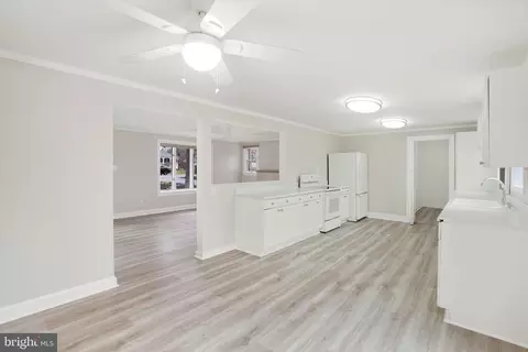 Entry Way - 6705 Greenleaf St, Springfield, VA 22150 photo 1 of 6
