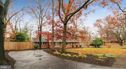 Exterior - 6705 Greenleaf St, Springfield, VA 22150 photo 2 of 6