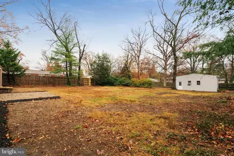 Exterior - 6705 Greenleaf St, Springfield, VA 22150 photo 4 of 6