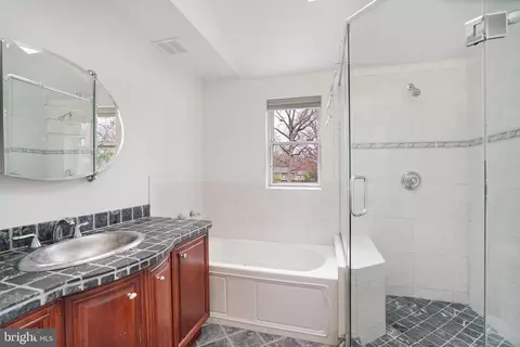 Bath - 6705 Greenleaf St, Springfield, VA 22150 photo 1 of 1