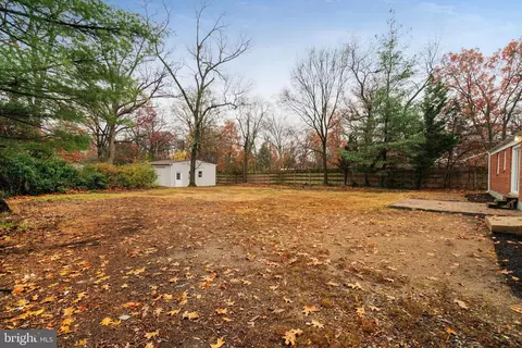 Exterior - 6705 Greenleaf St, Springfield, VA 22150 photo 3 of 6