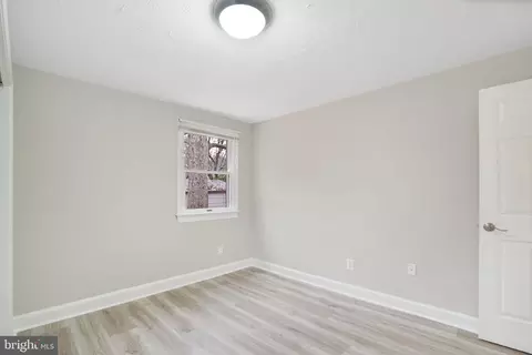 Bedroom - 6705 Greenleaf St, Springfield, VA 22150 photo 2 of 4