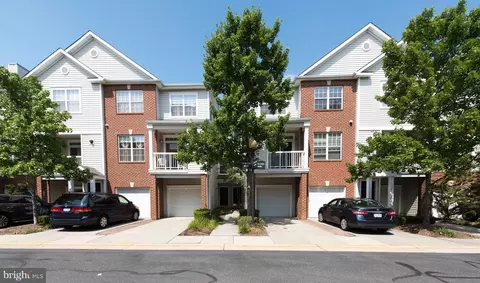 13056 Marcey Creek Rd #13056, Herndon, VA 20171