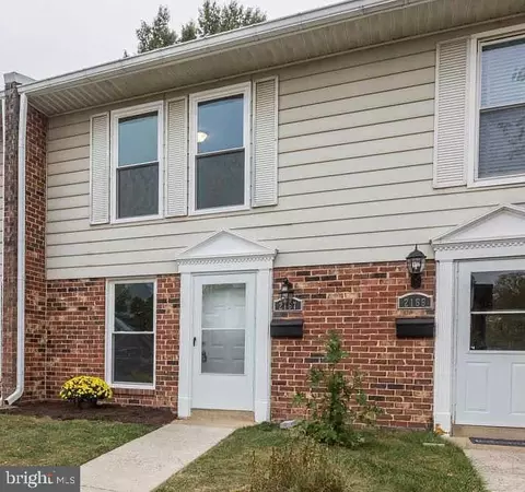 2167 Ferguson Pl, Herndon, VA 20170