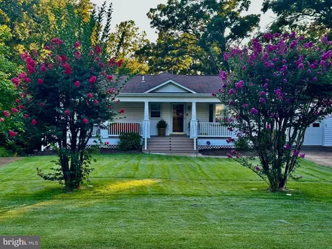 6528 Windham Ave, Alexandria, VA 22315