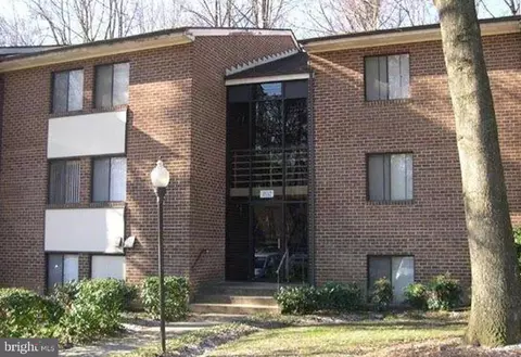1532 Northgate Sq #12A, Reston, VA 20190