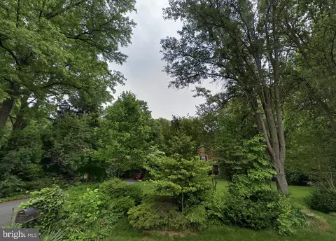 6811 Jeremiah Ct, Fairfax Station, VA 22039