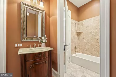 Bath - 8340 Springhaven Garden Ln, Mclean, VA 22102 photo 2 of 7