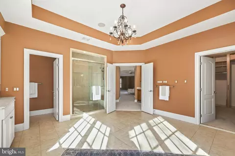 Entry Way - 8340 Springhaven Garden Ln, Mclean, VA 22102 photo 7 of 7
