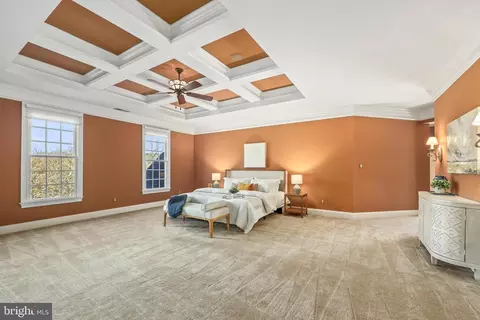 Bedroom - 8340 Springhaven Garden Ln, Mclean, VA 22102 photo 4 of 10
