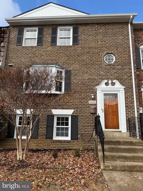 4602 Linmar Ct, Alexandria, VA 22312