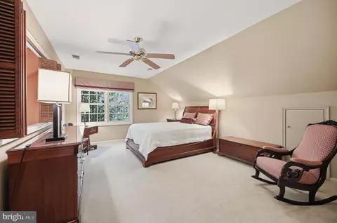 Bedroom - 2218 Wakerobin Ln, Reston, VA 20191 photo 5 of 5