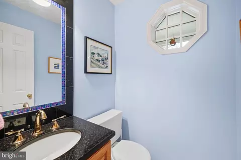 Bath - 2218 Wakerobin Ln, Reston, VA 20191 photo 1 of 4