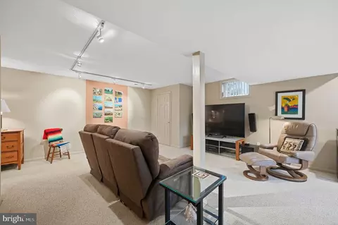 Other - 2218 Wakerobin Ln, Reston, VA 20191 photo 10 of 22