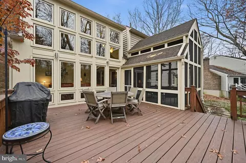 Exterior - 2218 Wakerobin Ln, Reston, VA 20191 photo 2 of 9