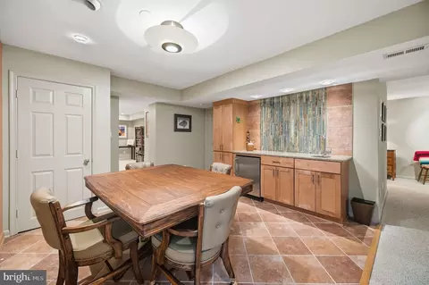 Dining - 2218 Wakerobin Ln, Reston, VA 20191 photo 3 of 5