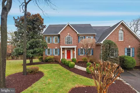 7806 Birnam Wood Dr, Mclean, VA 22102