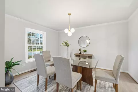 Dining - 4511 Stone Pine Ct, Chantilly, VA 20151 photo 3 of 5