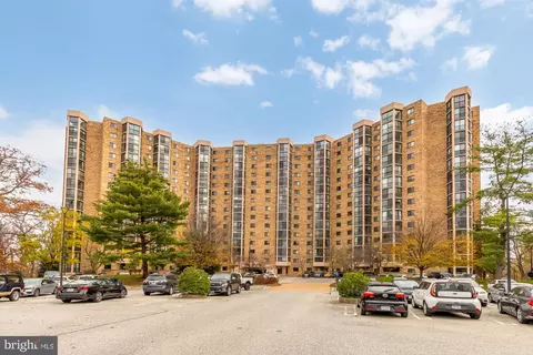 5901 Mount Eagle Dr #1116, Alexandria, VA 22303