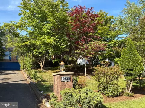 Exterior - 6144 Chesterbrook Rd, Mclean, VA 22101 photo 2 of 25