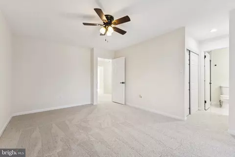 Bedroom - 2015 Wethersfield Ct, Reston, VA 20191 photo 2 of 2